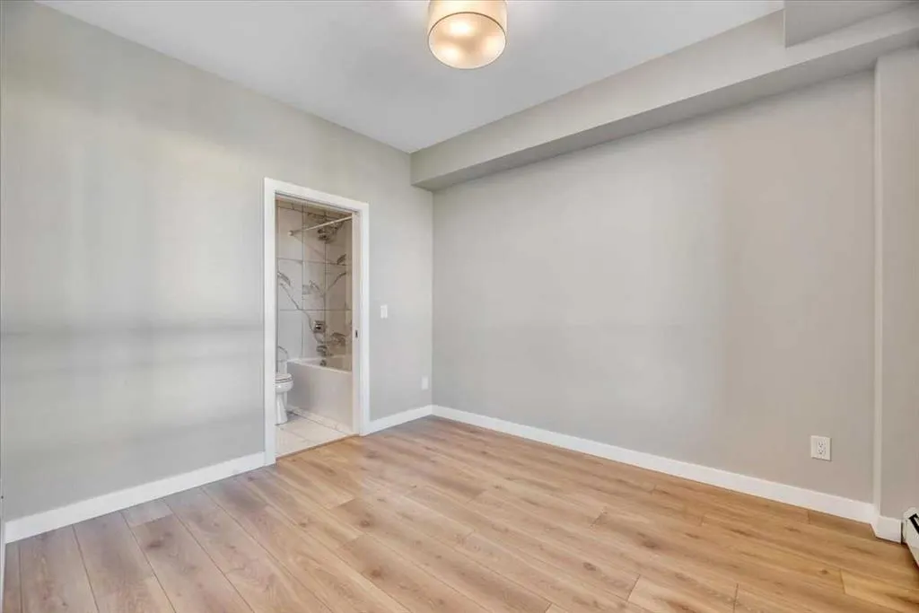 383 Smith Street NW, #311