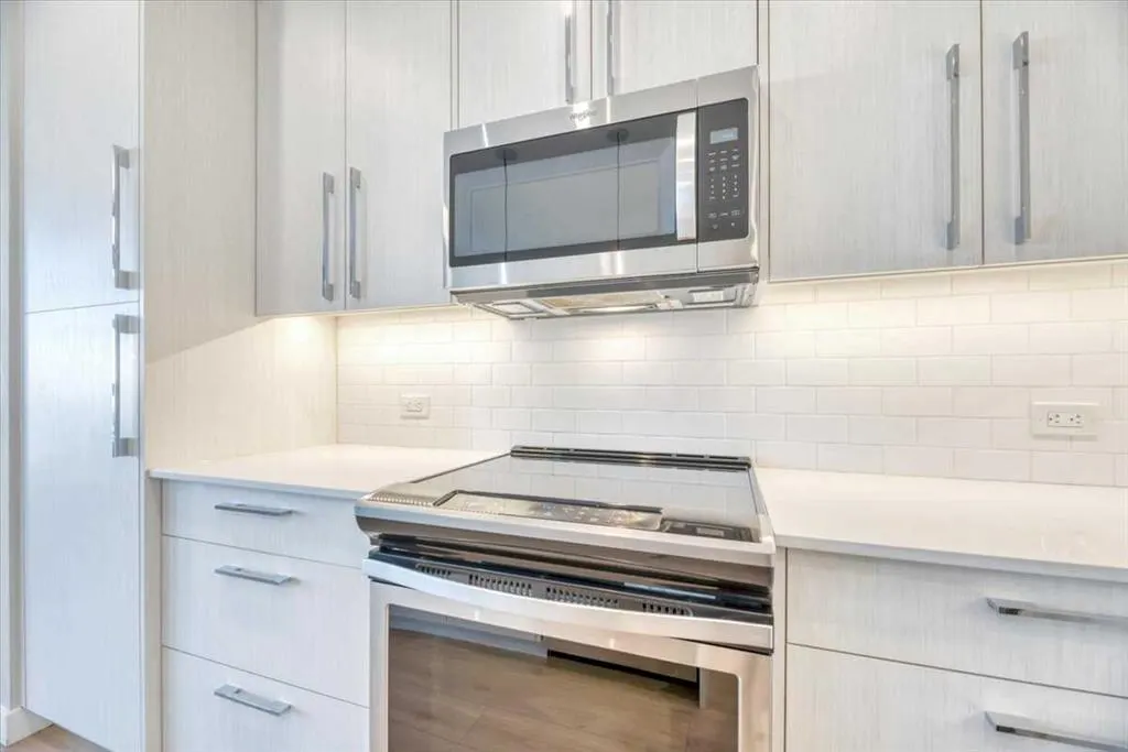 383 Smith Street NW, #311