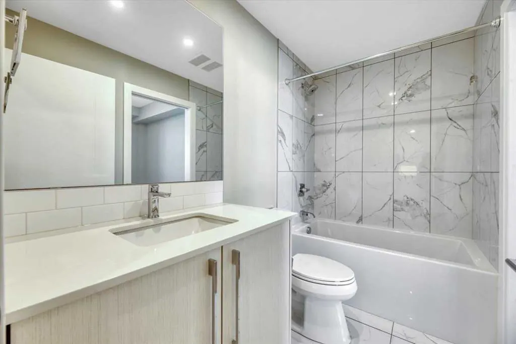 383 Smith Street NW, #311