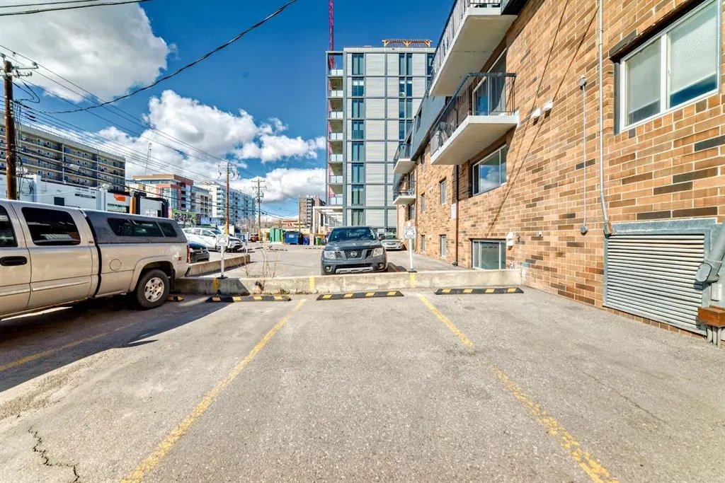 315 9A Street NW, #201