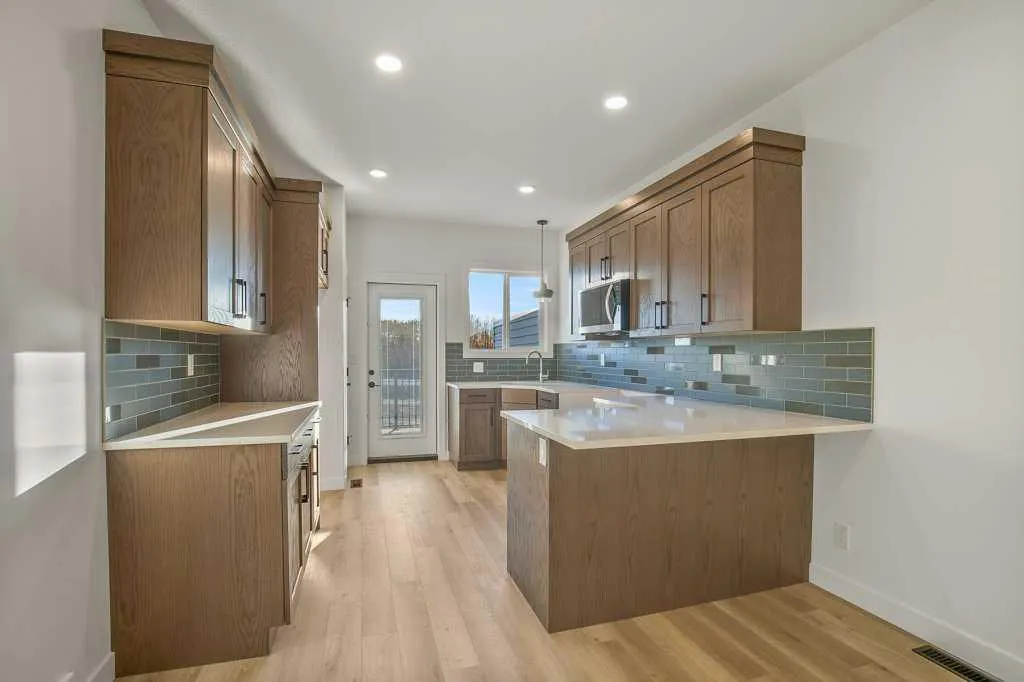 116 Gray Close