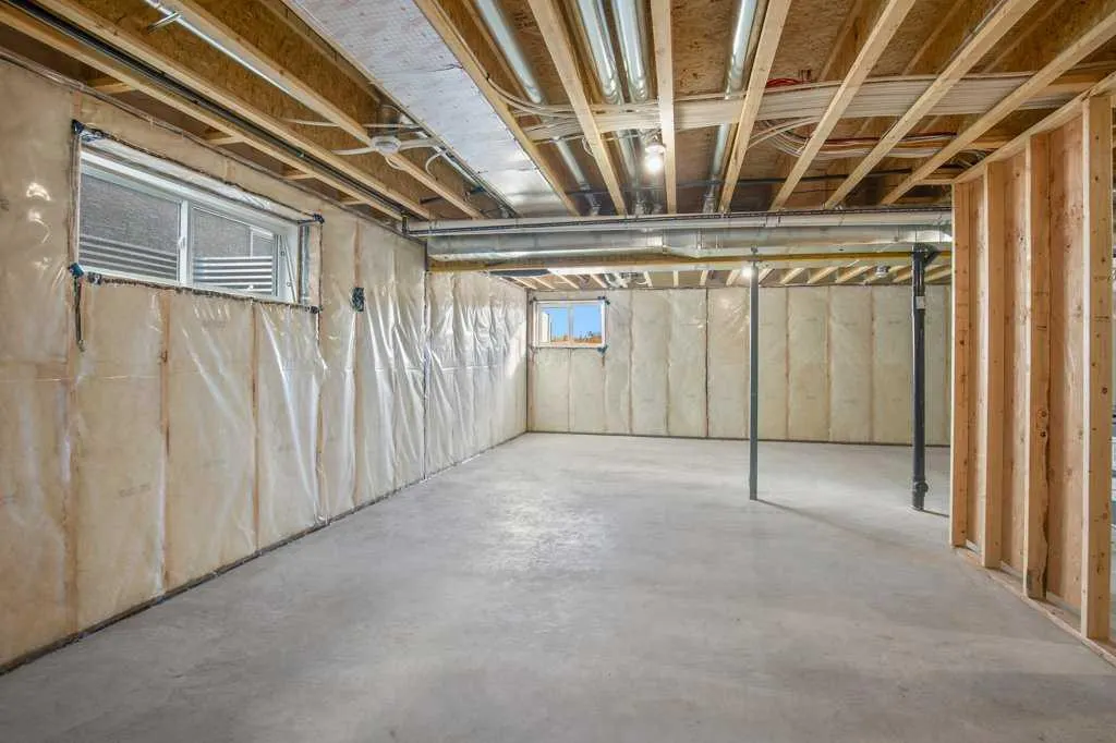 112 Gray Close
