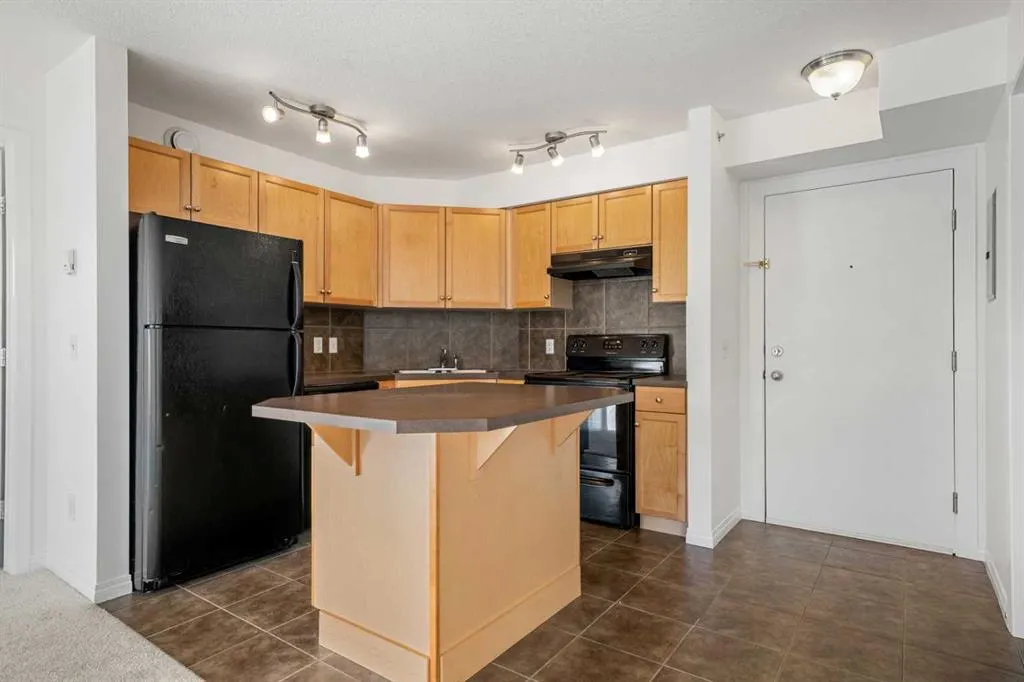 2000 Applevillage Court SE, #416