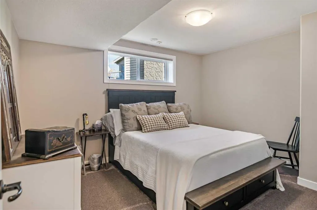 7 Leonard Close