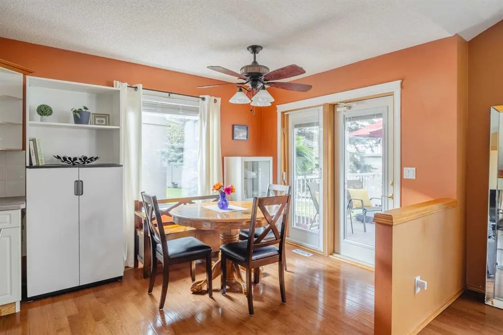 145 McKenzie Lake Gardens SE