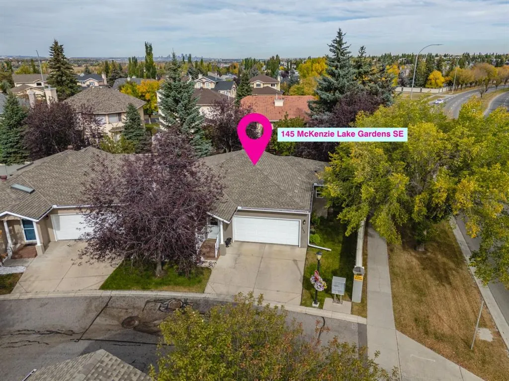 145 McKenzie Lake Gardens SE