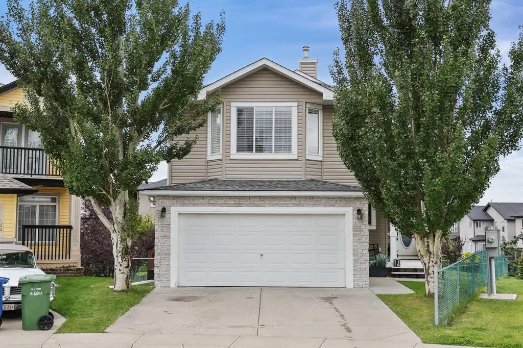 60 Canoe Cove SW
