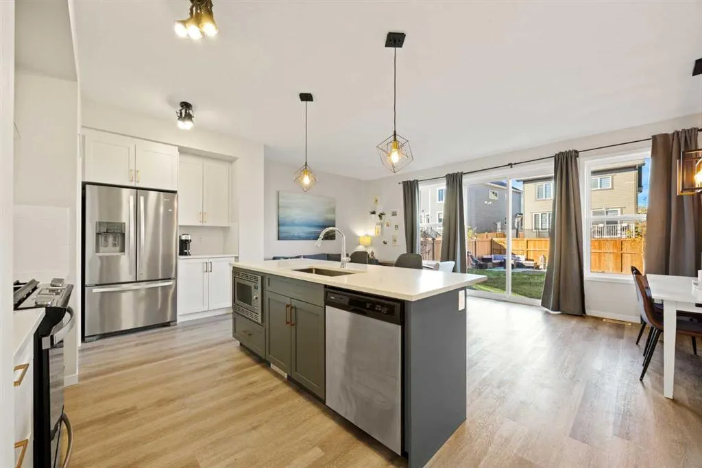 66 Magnolia Terrace SE