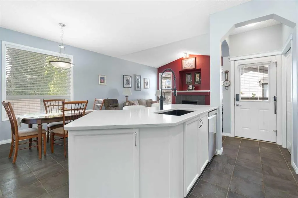 157 Morningside Gardens SW