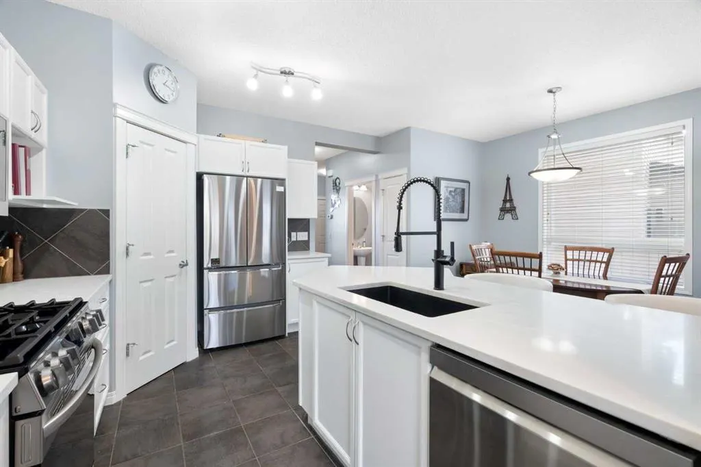 157 Morningside Gardens SW