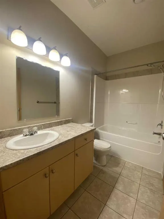 9225 93 Avenue, #305