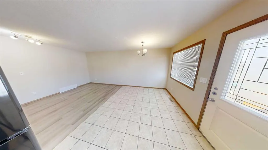 9225 93 Avenue, #305