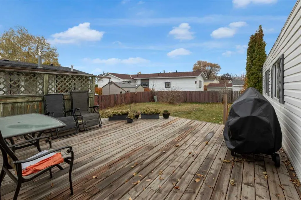 47 Huntstrom Drive NE