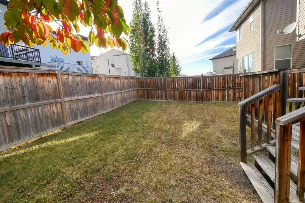 73 Everwoods Road SW