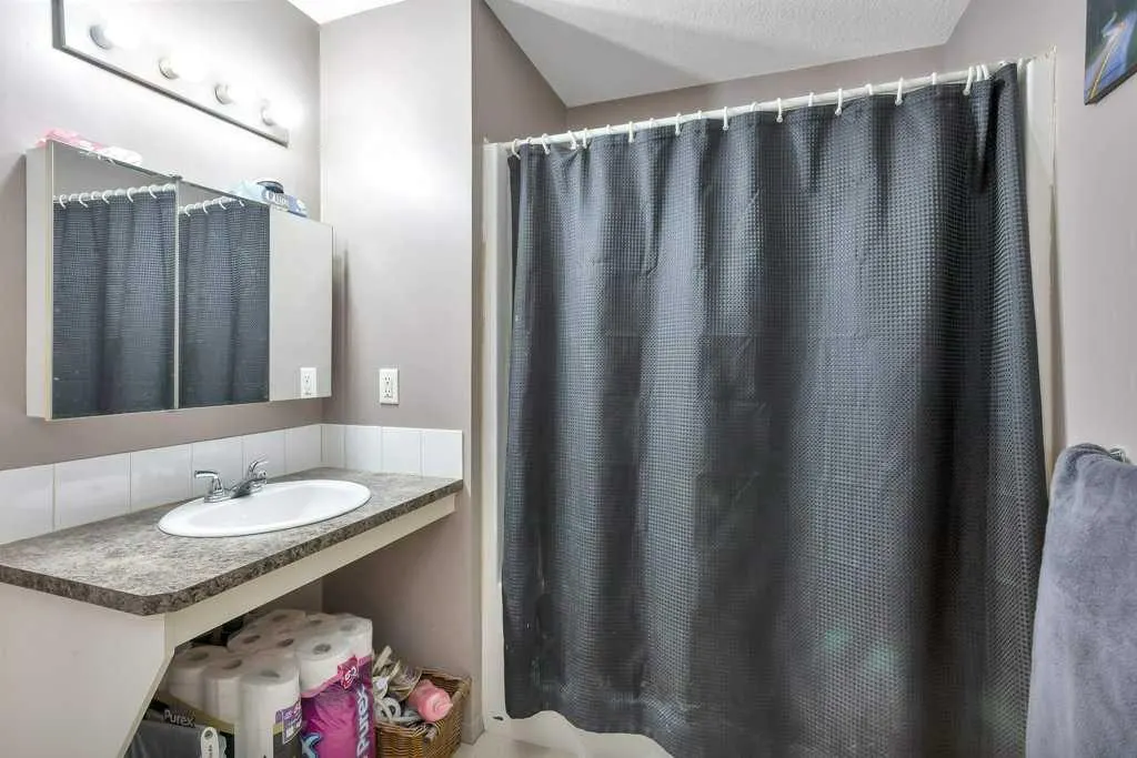 80A Kelloway Crescent, #108