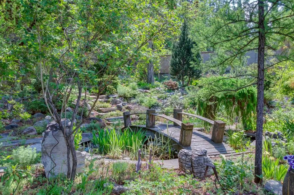 2209 Carleton Street SW