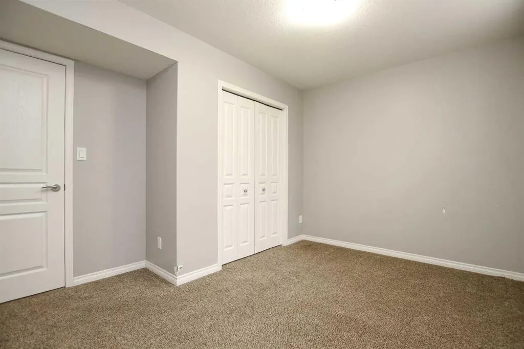 6 Rafferty Court