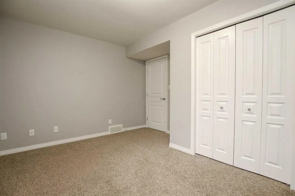 6 Rafferty Court
