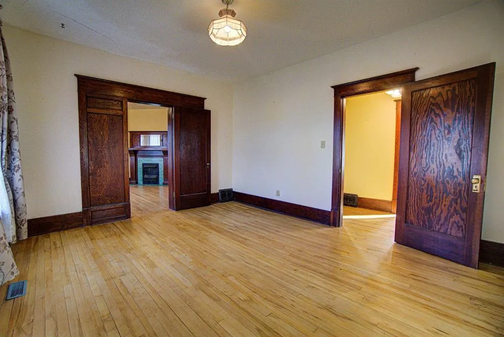 230066 Township Road 130