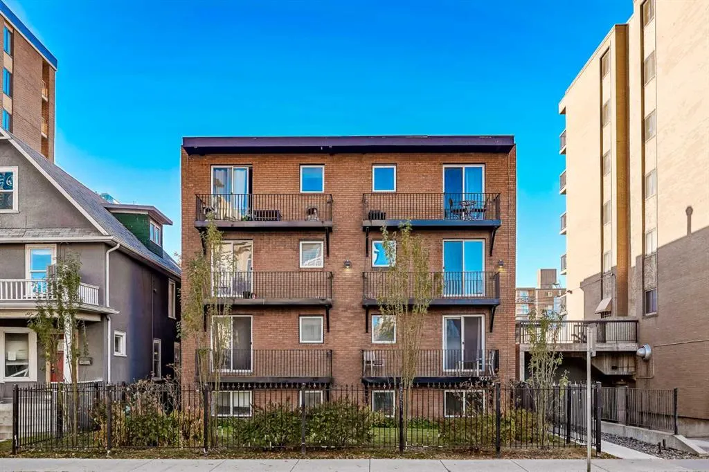 1027 Avenue SW, #101