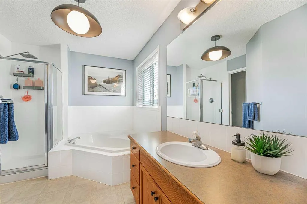 754 Cimarron Close