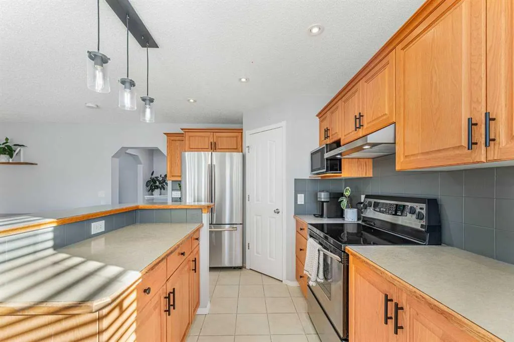 754 Cimarron Close
