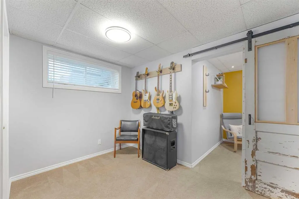754 Cimarron Close