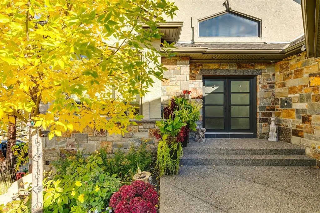 50 Signature Heights SW