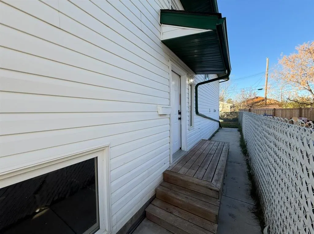 10504 102 Avenue