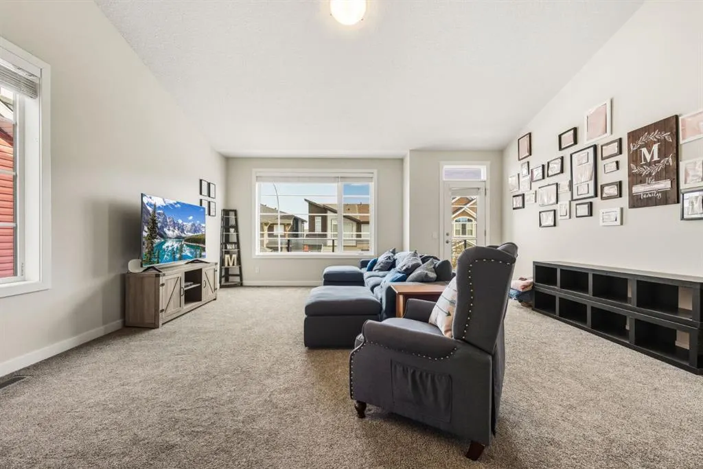 59 Sage Bluff Road NW