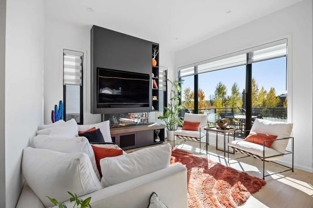 133 Glyde Park