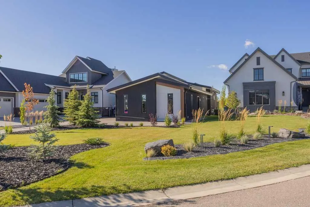 133 Glyde Park