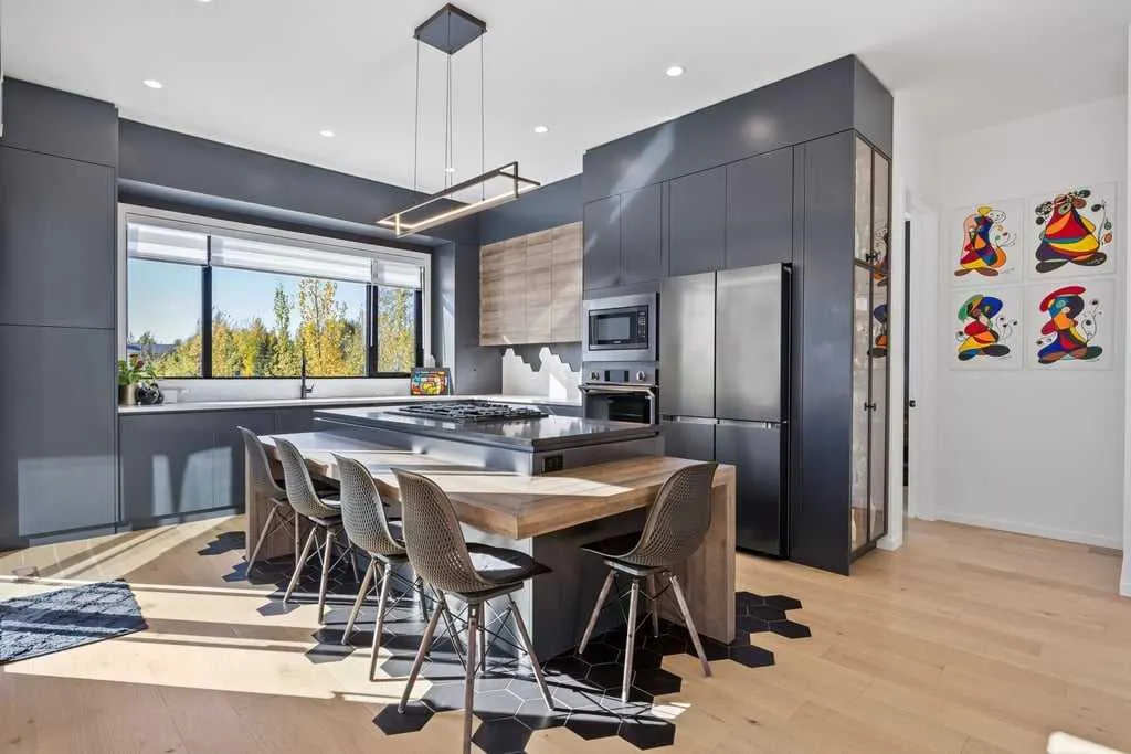 133 Glyde Park