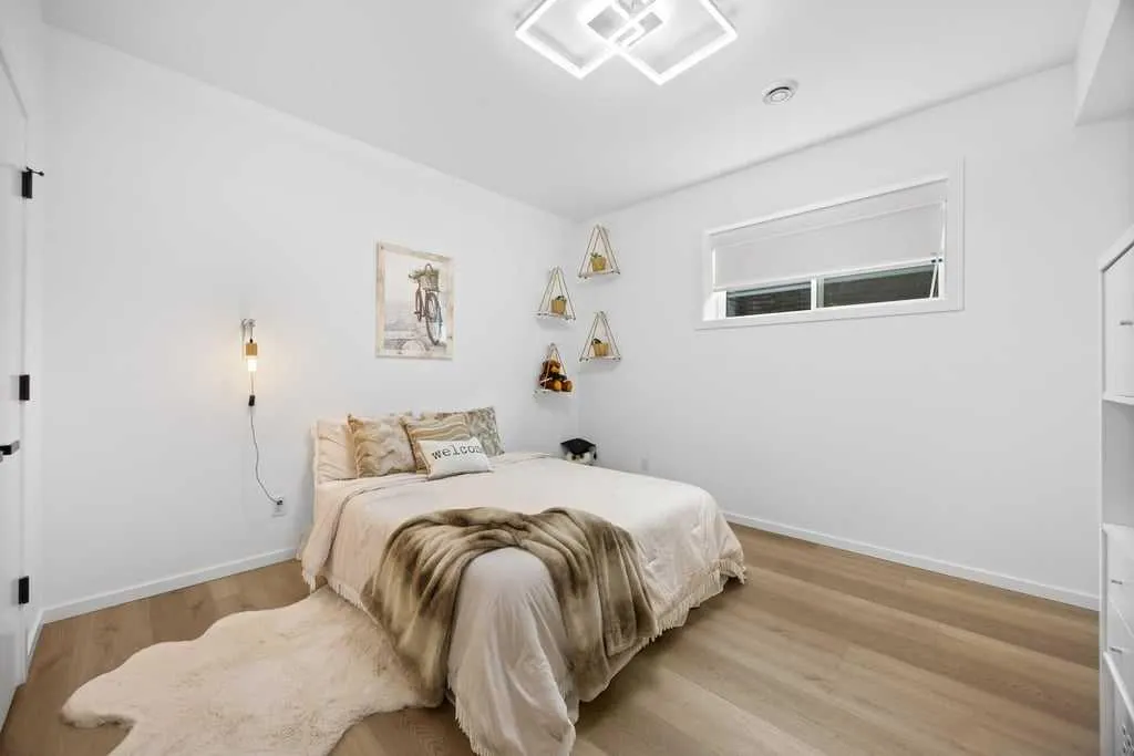 133 Glyde Park