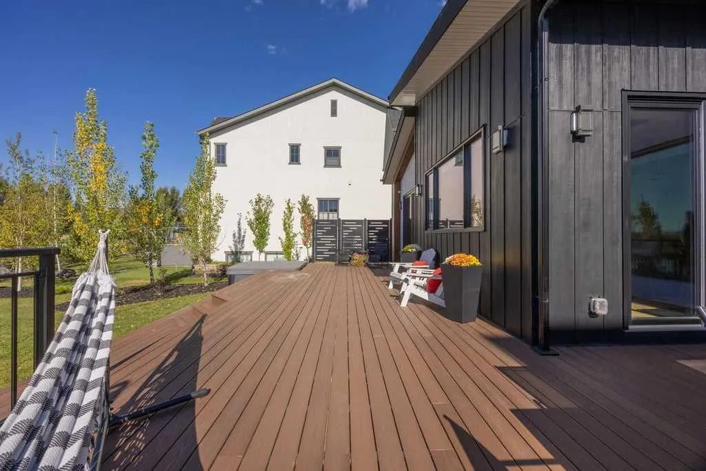 133 Glyde Park