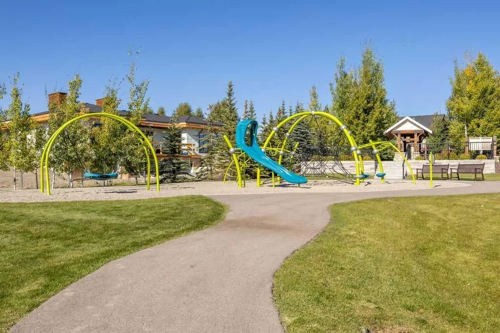 133 Glyde Park