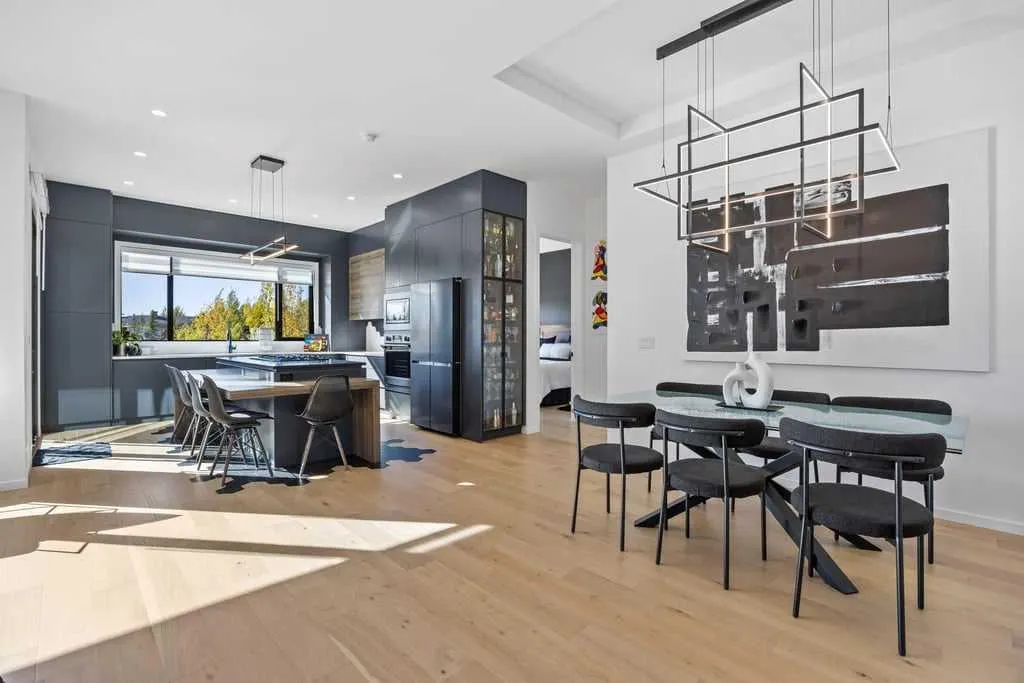 133 Glyde Park