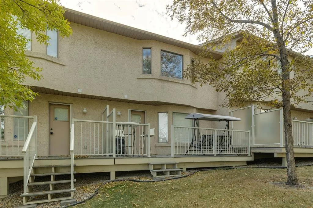 246 Christie Park Mews SW