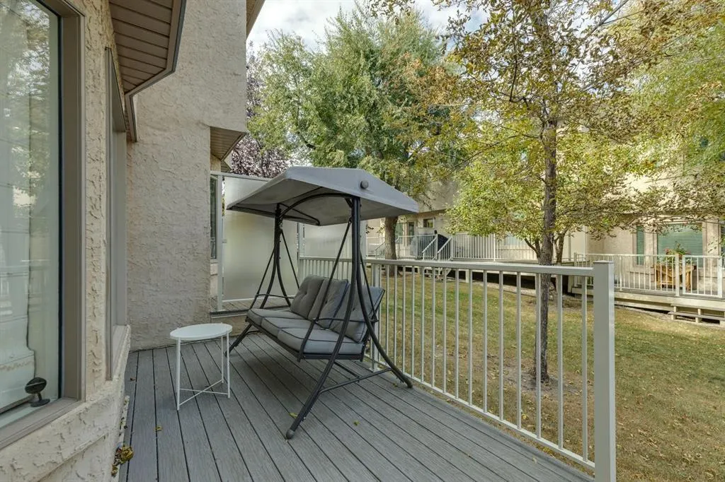 246 Christie Park Mews SW