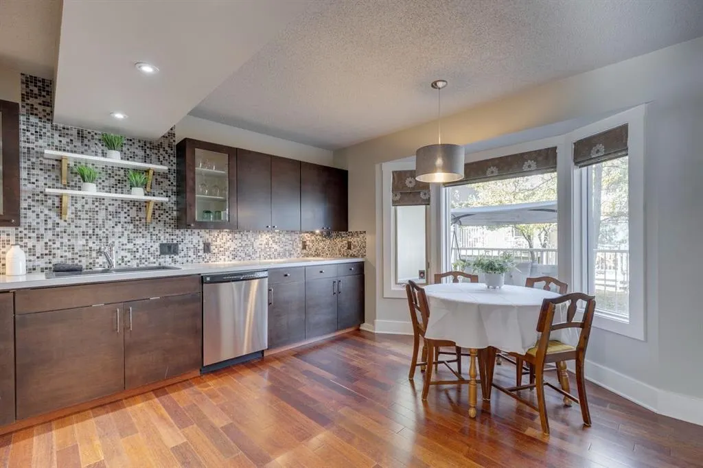 246 Christie Park Mews SW