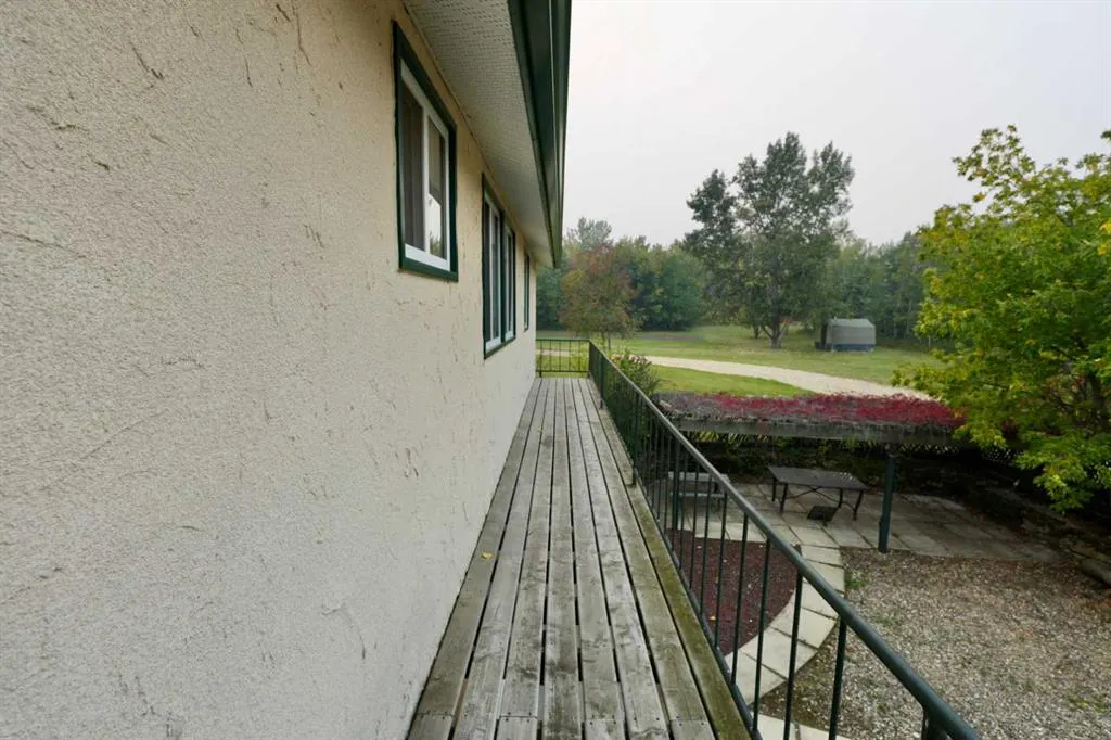 832077 Range Road 222