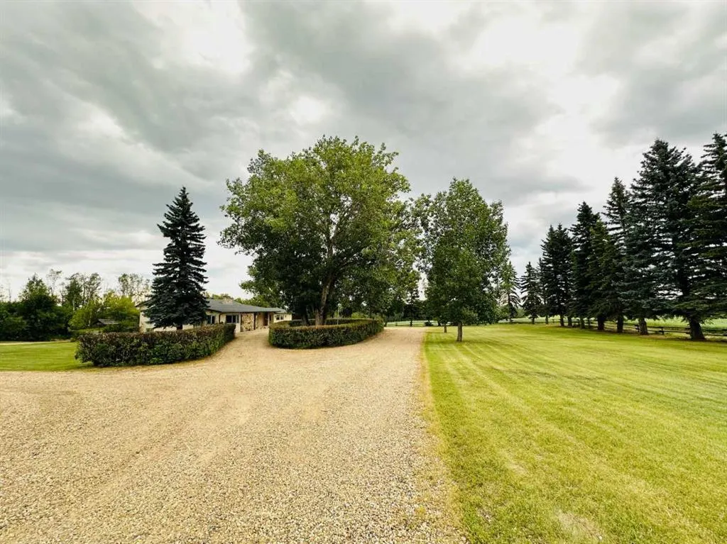 832077 Range Road 222
