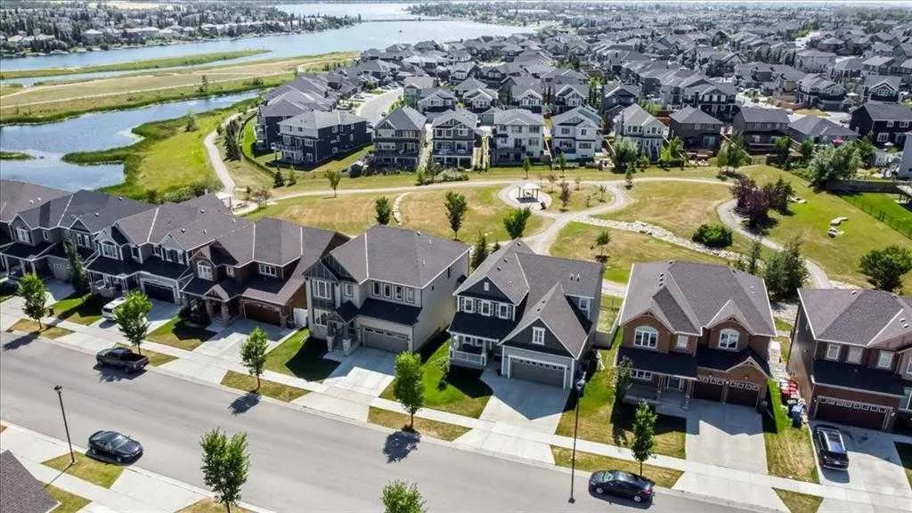 247 Lakepointe