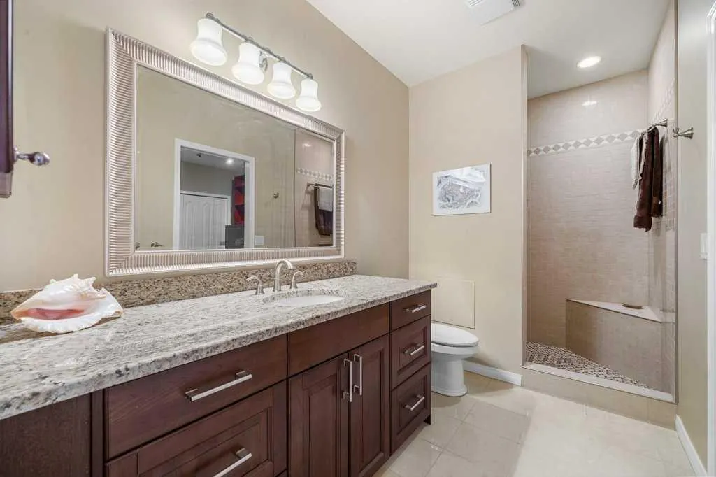 103 10 Avenue NW, #402