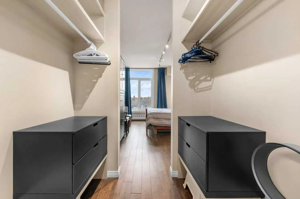 103 10 Avenue NW, #402