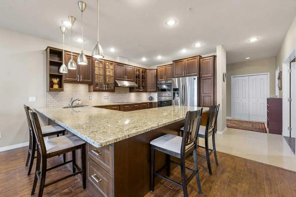 103 10 Avenue NW, #402