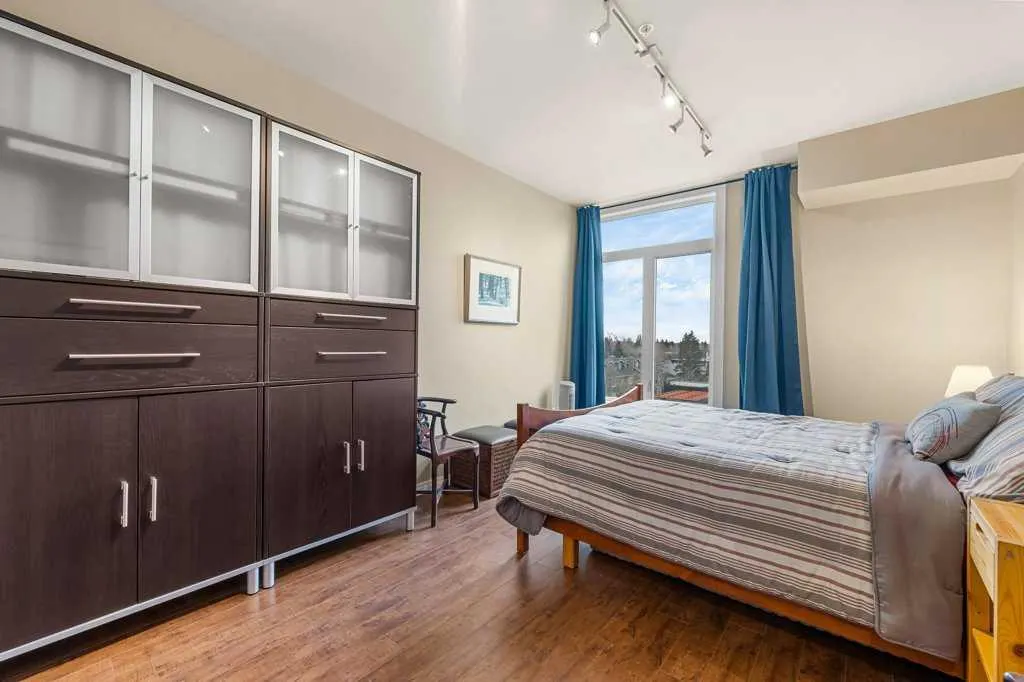 103 10 Avenue NW, #402