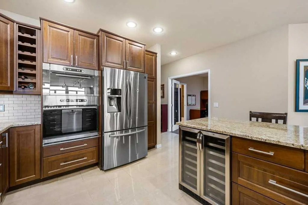 103 10 Avenue NW, #402