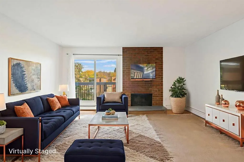 239 6 Avenue NE, #303