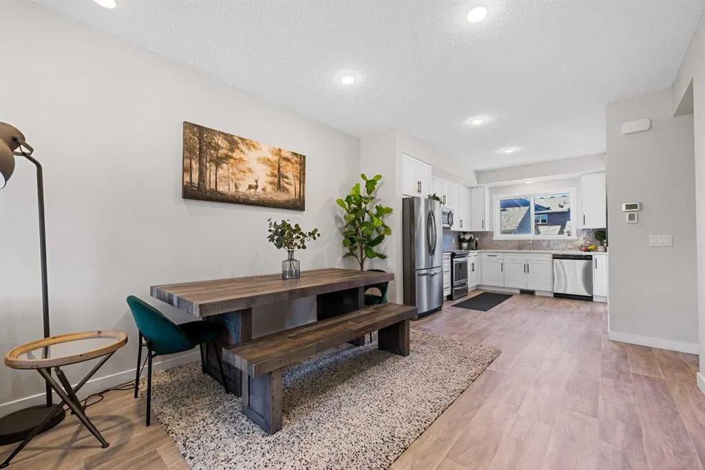 68 Carrington Boulevard NW